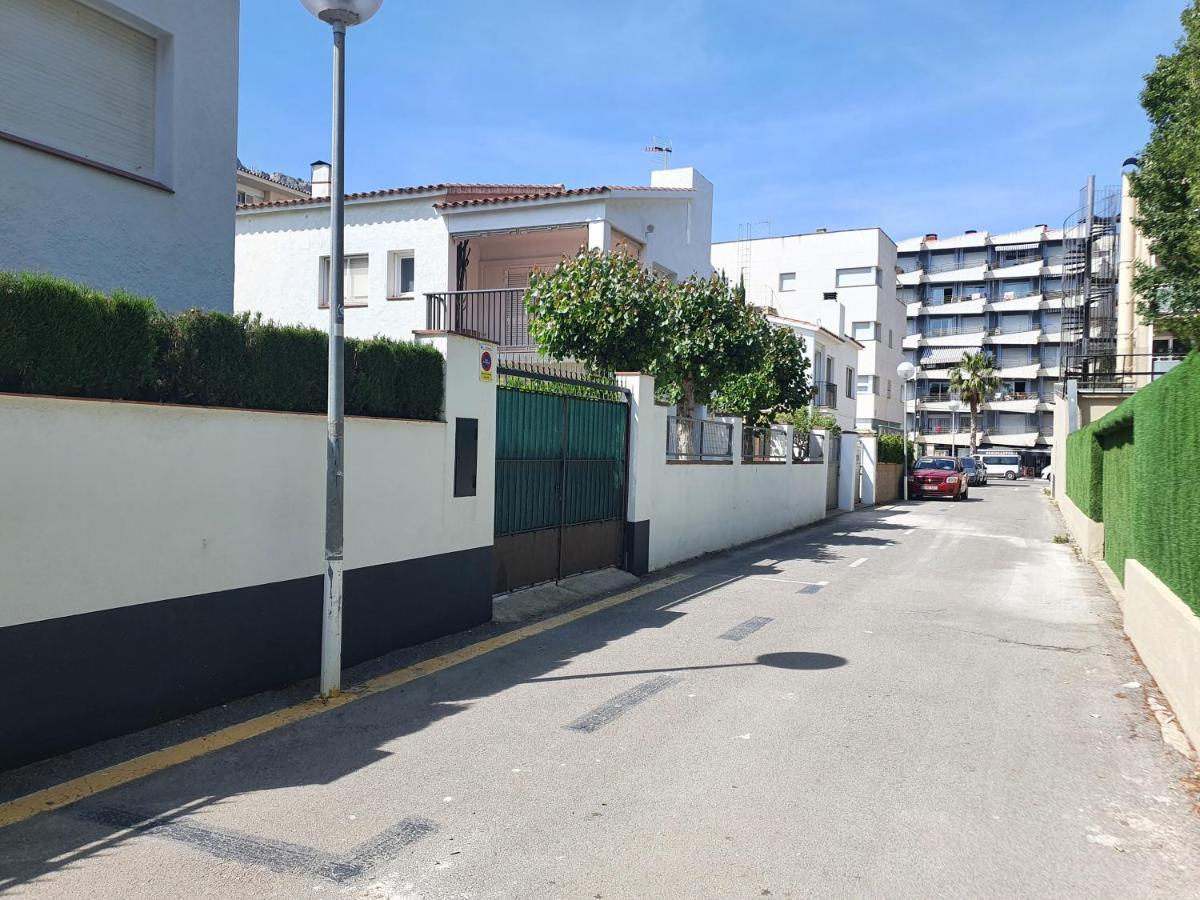 Holiday Home Villa Guapa L'Estartit Exterior foto